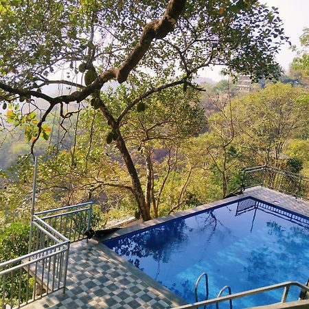 Sunset Valley Kerala Pool Resort - Serene Natural Forest Cottage Stay In Idukki With Sunrise & Sunset Panoramas, Natural Streams & Tranquil Summer Evenings Pīrmed Esterno foto