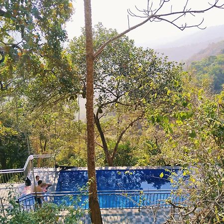 Sunset Valley Kerala Pool Resort - Serene Natural Forest Cottage Stay In Idukki With Sunrise & Sunset Panoramas, Natural Streams & Tranquil Summer Evenings Pīrmed Esterno foto
