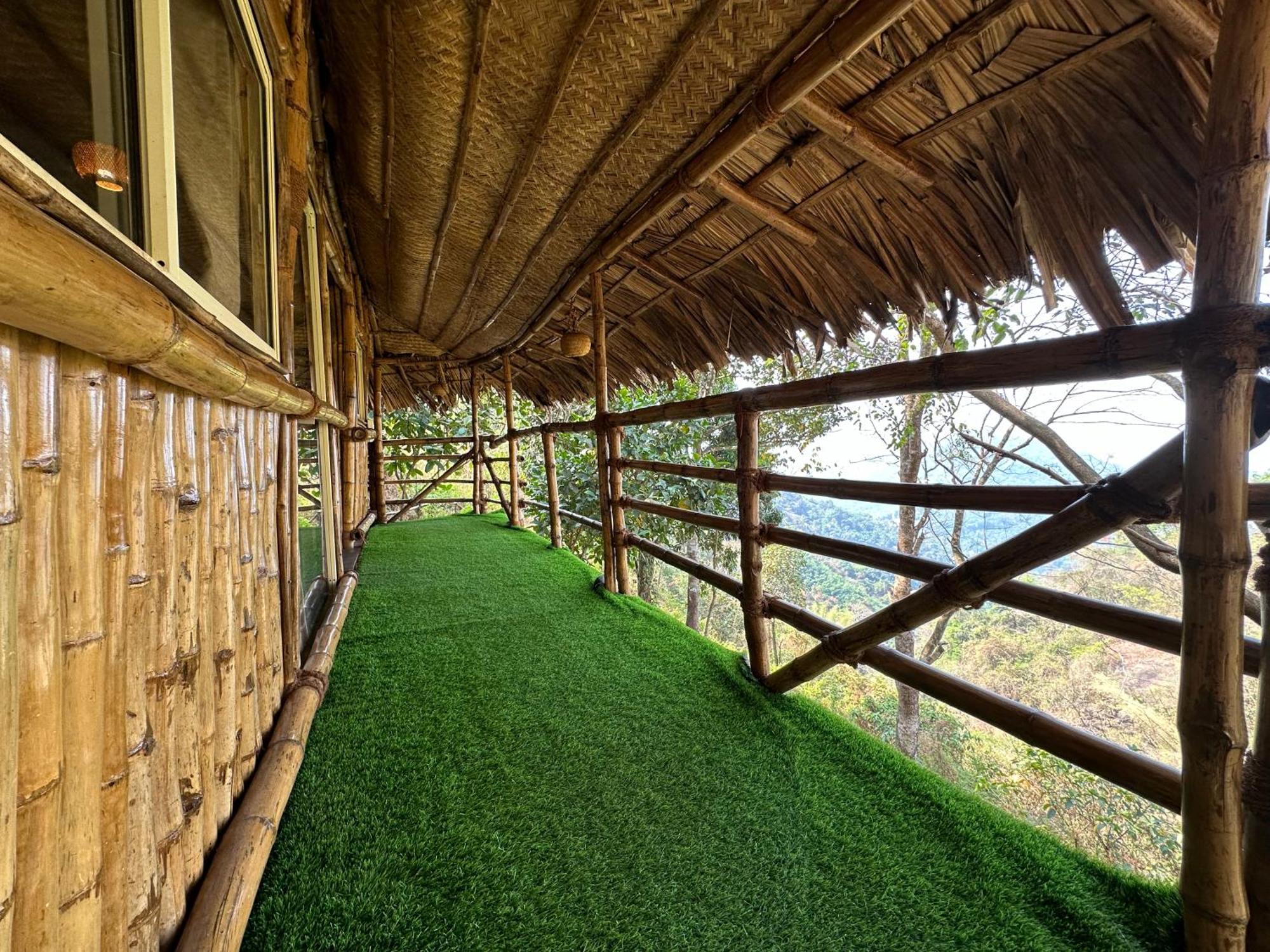 Sunset Valley Kerala Pool Resort - Serene Natural Forest Cottage Stay In Idukki With Sunrise & Sunset Panoramas, Natural Streams & Tranquil Summer Evenings Pīrmed Esterno foto