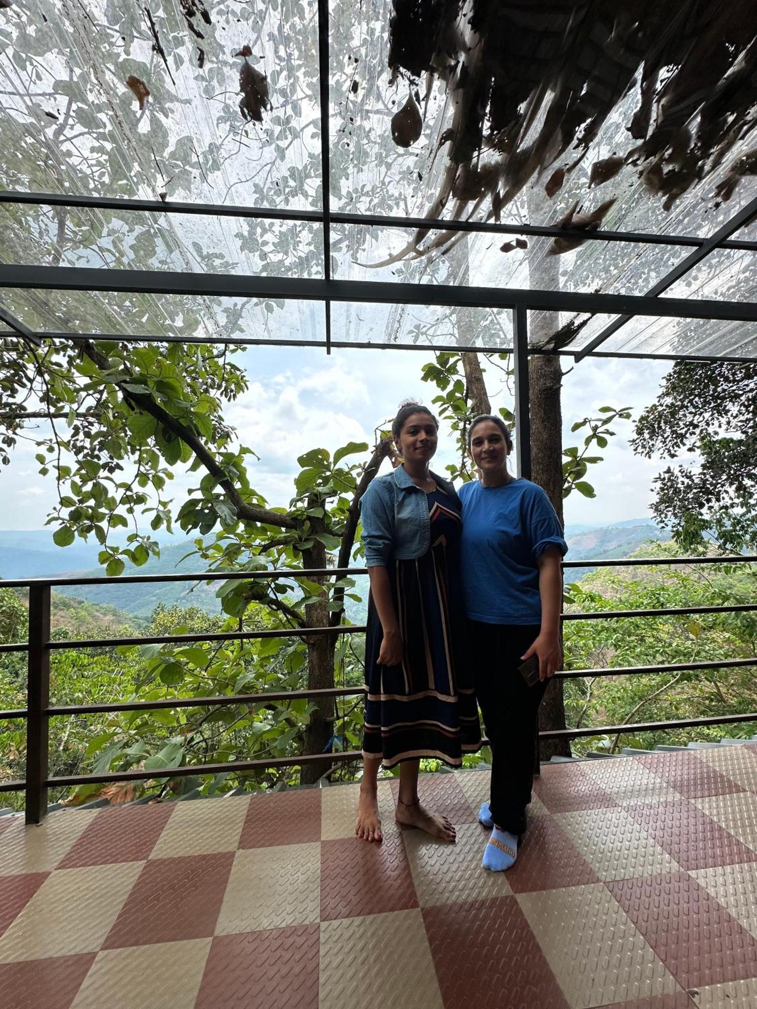 Sunset Valley Kerala Pool Resort - Serene Natural Forest Cottage Stay In Idukki With Sunrise & Sunset Panoramas, Natural Streams & Tranquil Summer Evenings Pīrmed Esterno foto